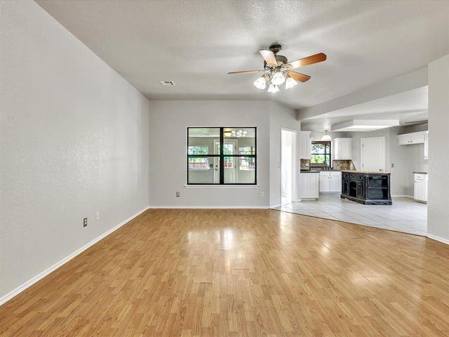 4001 Tori Place, Yukon, OK 73099