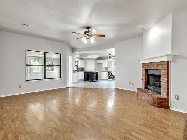 4001 Tori Place, Yukon, OK 73099