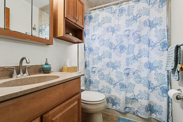 5551 S Sprinkle Road, Portage, MI 49002