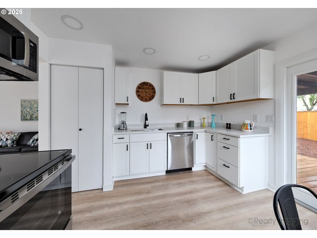 12051 Se LIEBE St, Portland, OR 97266