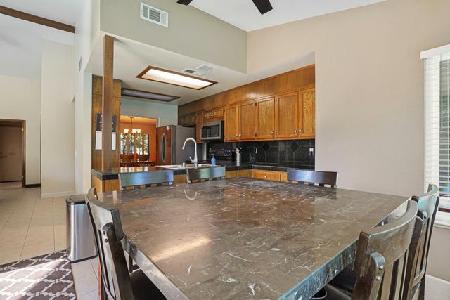 3777 Fort Donelson Dr, Stockton, CA 95219