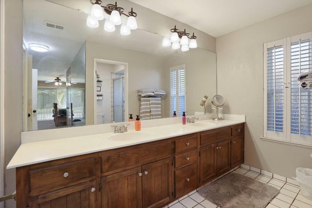 3777 Fort Donelson Dr, Stockton, CA 95219