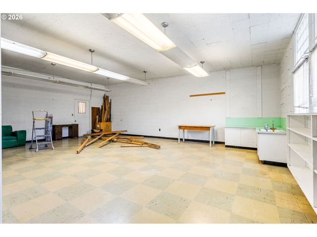 35113 BREWSTER Rd, Lebanon, OR 97355