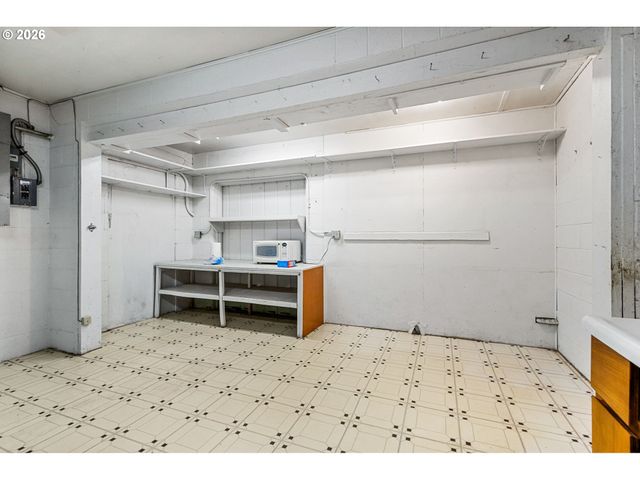 35113 BREWSTER Rd, Lebanon, OR 97355