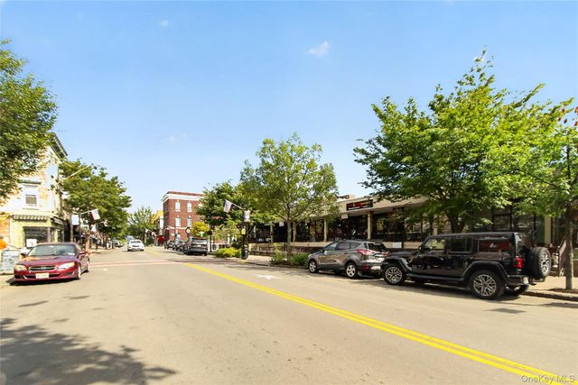20 S Broadway 305, Nyack, NY 10960
