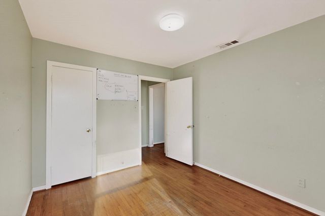 2065 S Farola Drive, Dallas, TX 75228