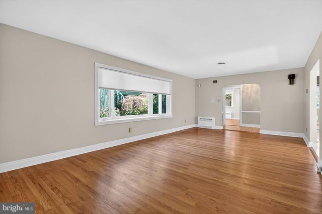 311 OAK AVE, Cherry Hill, NJ 08002