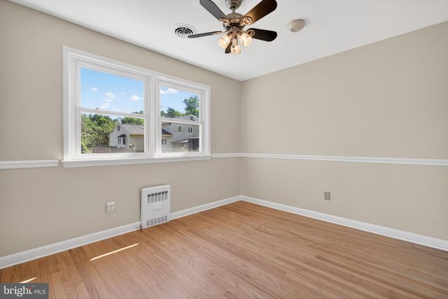 311 OAK AVE, Cherry Hill, NJ 08002