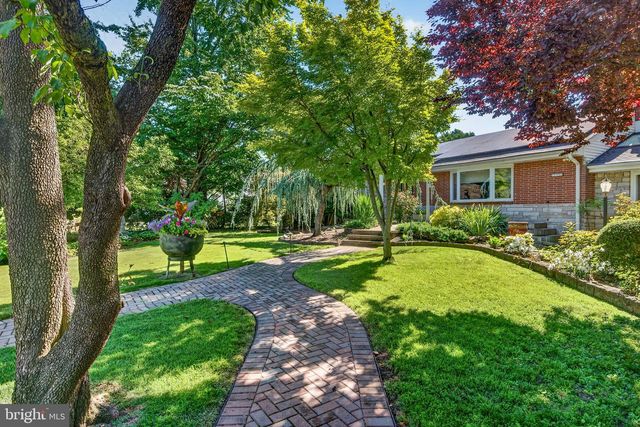 311 OAK AVE, Cherry Hill, NJ 08002