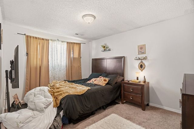 316 N Silver Lake Ave, Medical Lake, WA 99022