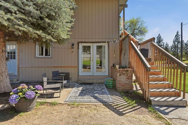 316 N Silver Lake Ave, Medical Lake, WA 99022