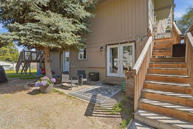 316 N Silver Lake Ave, Medical Lake, WA 99022