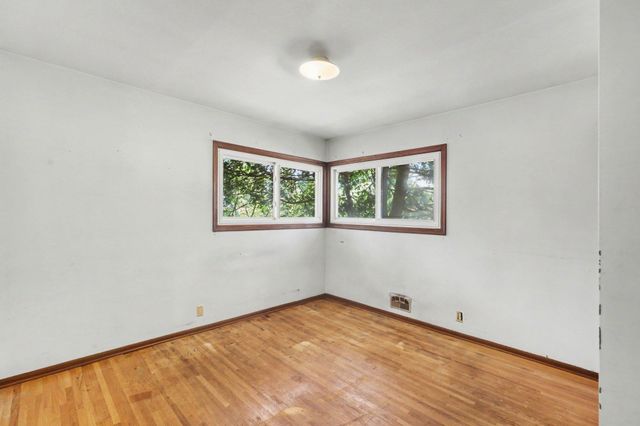 217 Dawn Avenue, Shoreview, MN 55126