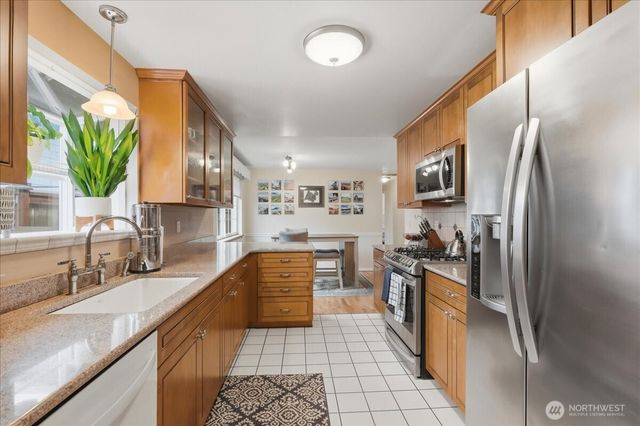 4401 N 25th Street, Tacoma, WA 98406