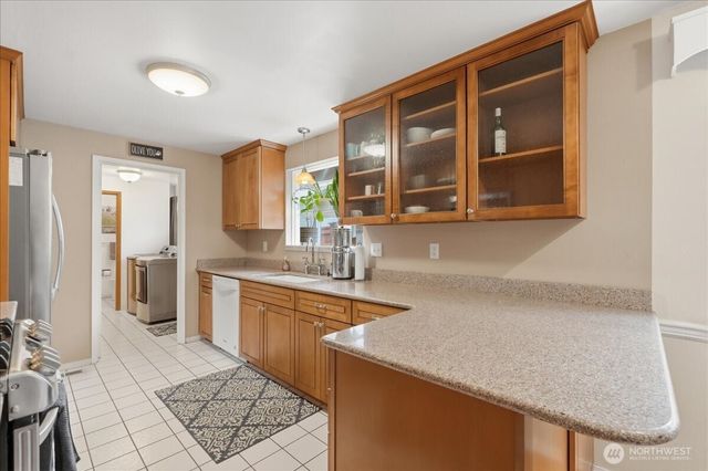 4401 N 25th Street, Tacoma, WA 98406