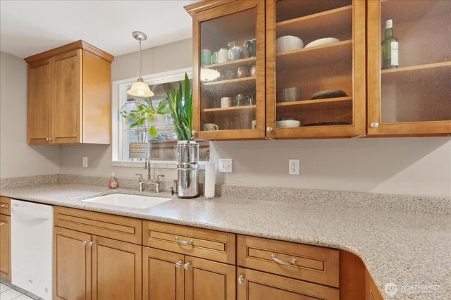 4401 N 25th Street, Tacoma, WA 98406