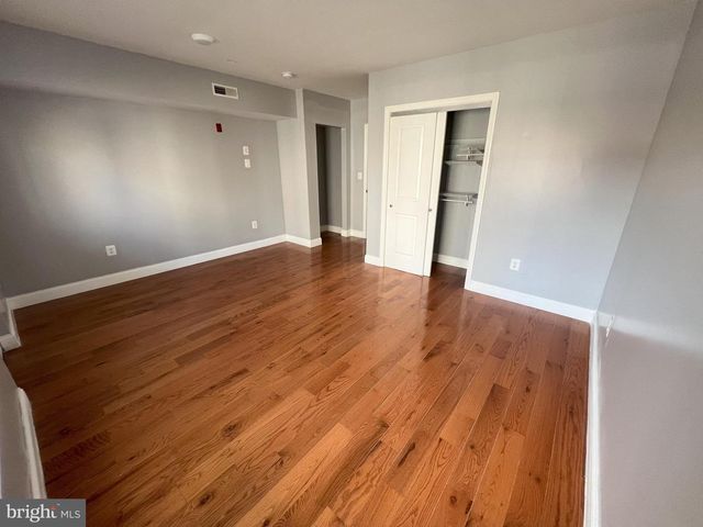 615 N 11TH ST, Philadelphia, PA 19123