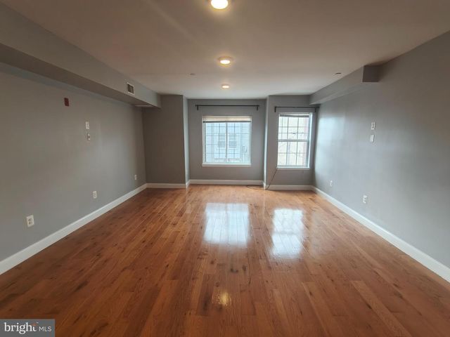 615 N 11TH ST, Philadelphia, PA 19123