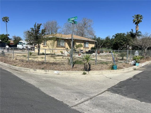 8970 Williams, Fontana, CA 92335