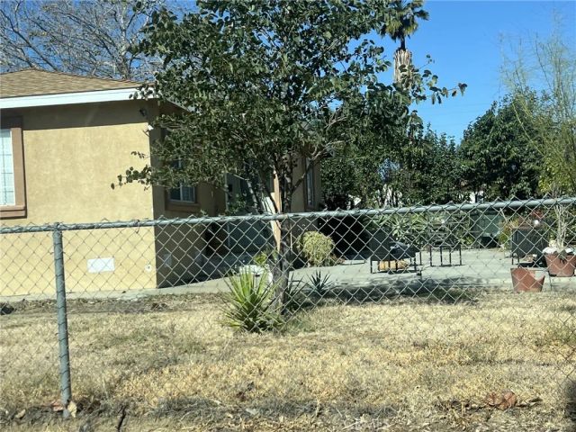 8970 Williams, Fontana, CA 92335
