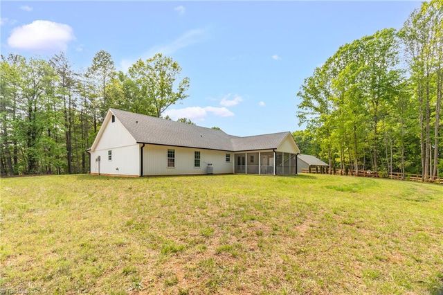7527 McGee Road, Rural Hall, NC 27045