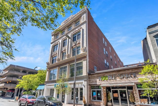 196 Crown Street 2A, New Haven, CT 06510