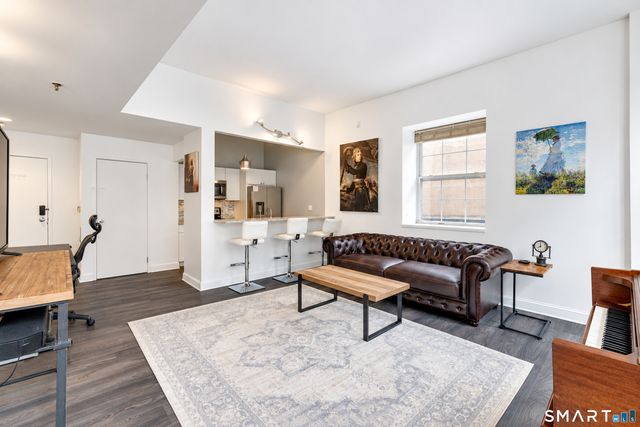 196 Crown Street 2A, New Haven, CT 06510