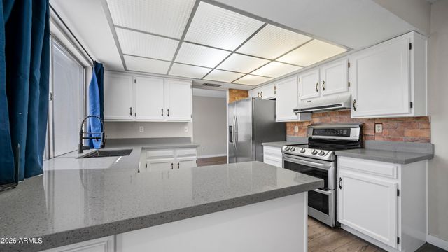 6447 S 18TH Street, Phoenix, AZ 85042