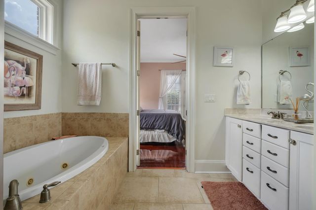 2381 Hadley Crossing Court, Tallahassee, FL 32309