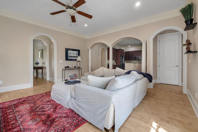 2381 Hadley Crossing Court, Tallahassee, FL 32309