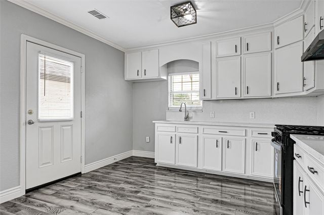 8005 Wiggins Street, Houston, TX 77029