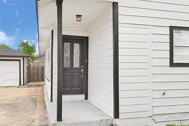 8005 Wiggins Street, Houston, TX 77029