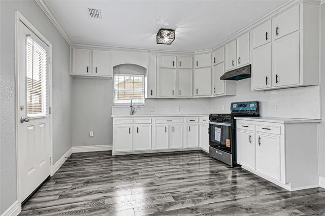 8005 Wiggins Street, Houston, TX 77029