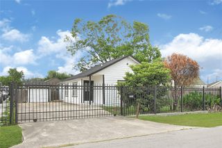 8005 Wiggins Street, Houston, TX 77029