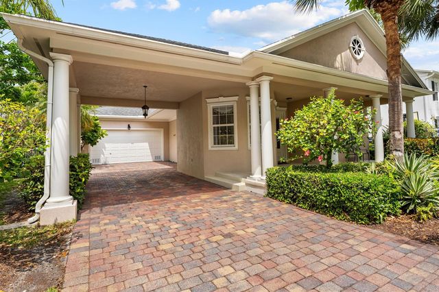326 Caravelle Drive, Jupiter, FL 33458