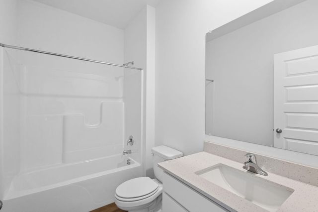 7830 W 106th Place, Crown Point, IN 46307