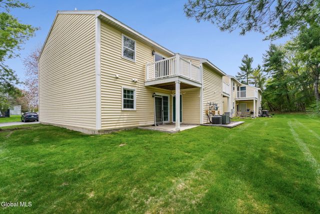 184 Cedarview Lane, Colonie, NY 12189