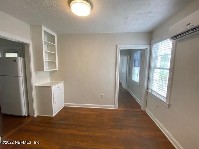 1641 LARUE Avenue 4, Jacksonville, FL 32207