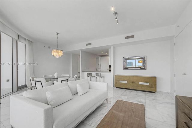 17475 Collins Avenue 904, Miami Beach, FL 33160