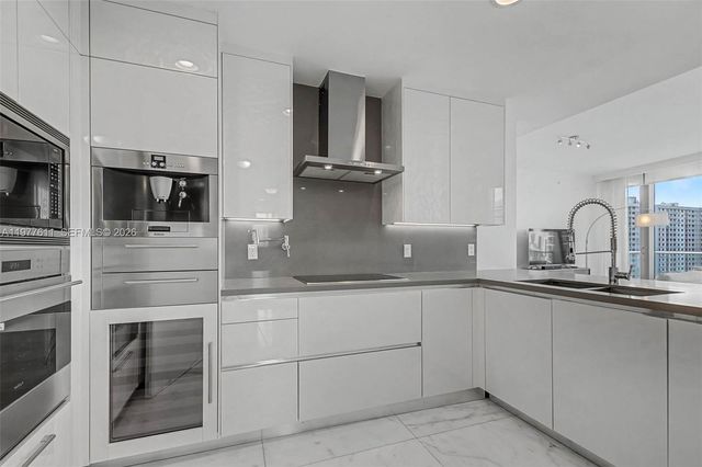 17475 Collins Avenue 904, Miami Beach, FL 33160