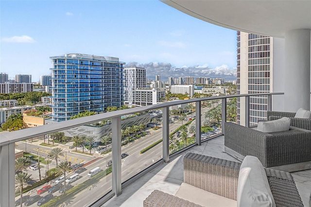 17475 Collins Avenue 904, Miami Beach, FL 33160