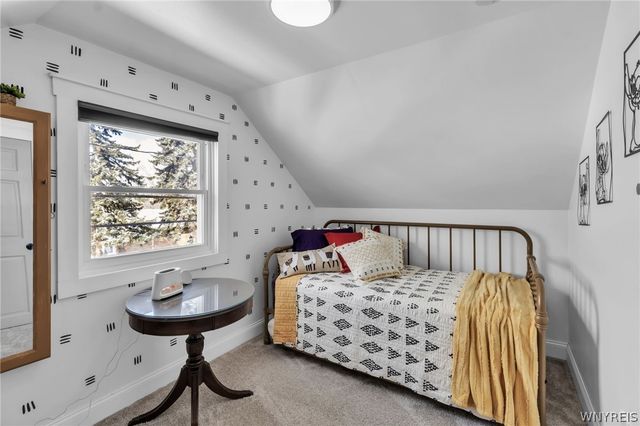 137 Emporium Avenue, West Seneca, NY 14224