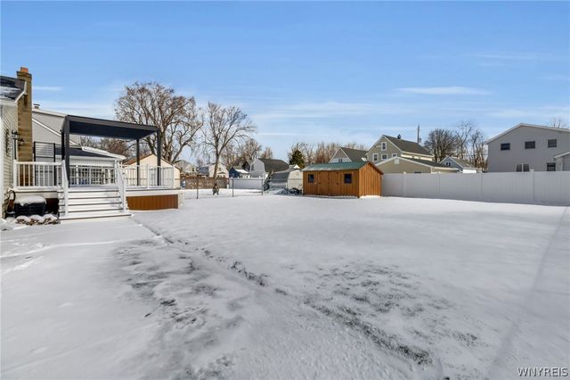 137 Emporium Avenue, West Seneca, NY 14224