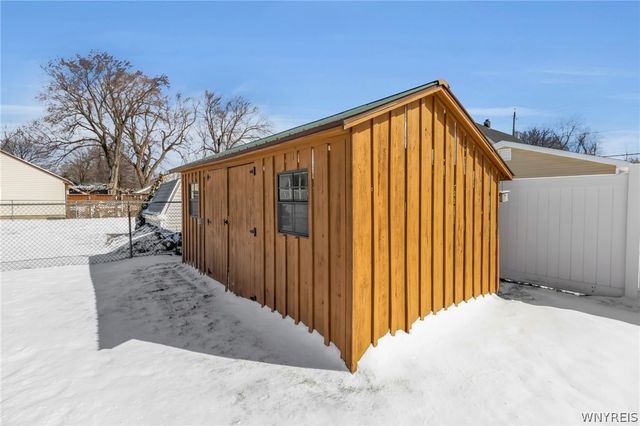 137 Emporium Avenue, West Seneca, NY 14224