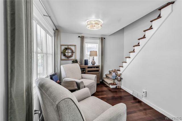 137 Emporium Avenue, West Seneca, NY 14224