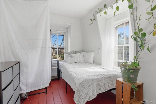 39 N Chestnut Street, New Paltz, NY 12561