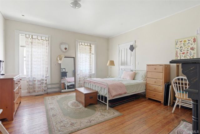 39 N Chestnut Street, New Paltz, NY 12561