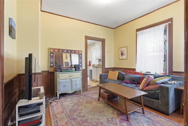 39 N Chestnut Street, New Paltz, NY 12561
