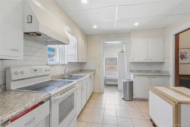 39 N Chestnut Street, New Paltz, NY 12561