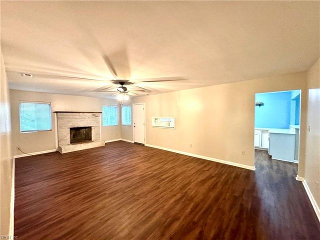 2305 Enchanted Forest LN, Virginia Beach, VA 23453
